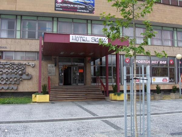 01.jpg