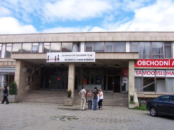 02.jpg